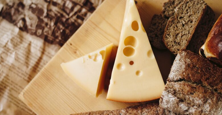 Что подарить любителю сыра